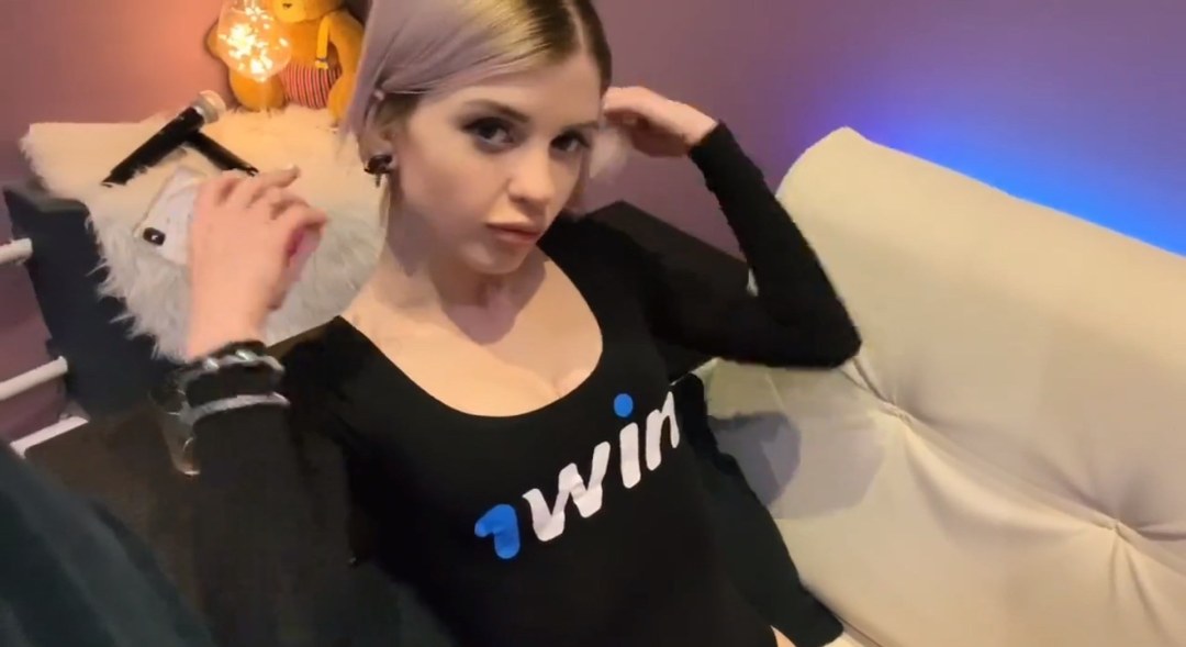 Freya Stein Actriz papi