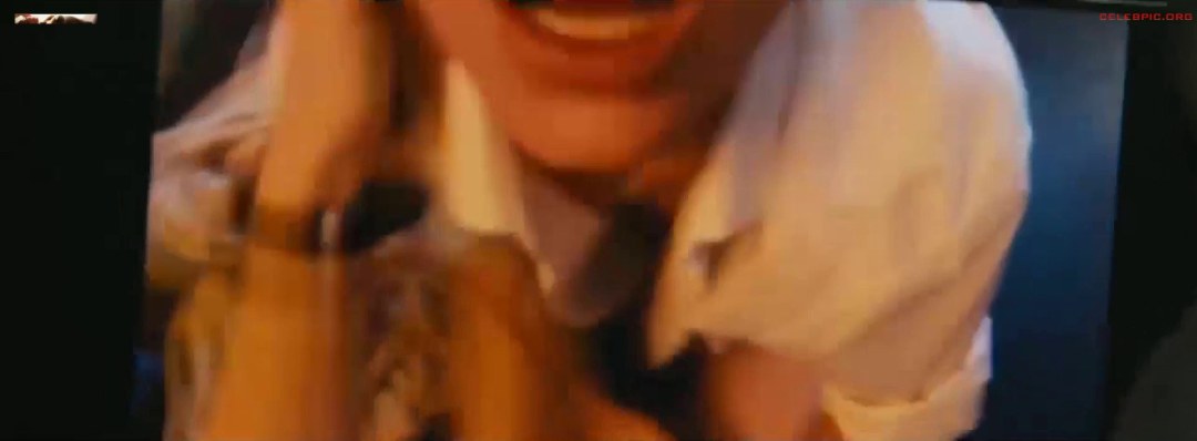 Películas porno de Nikola Peltz