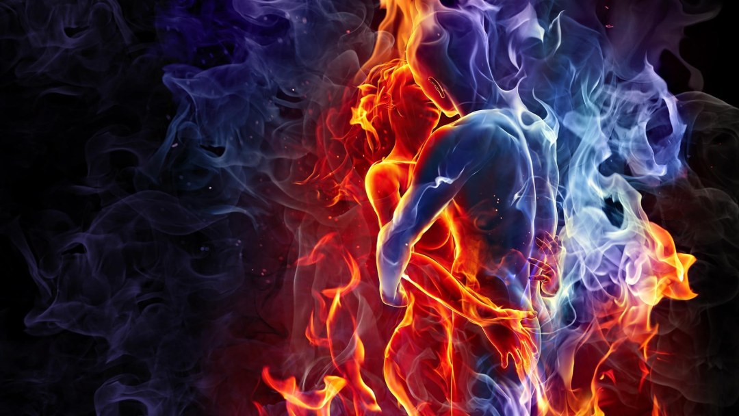 Hombre y mujer en fuego