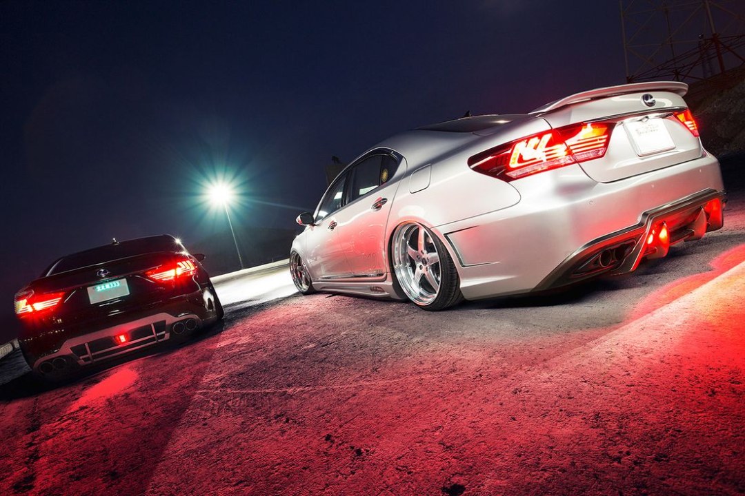 Postura de Lexus LS460
