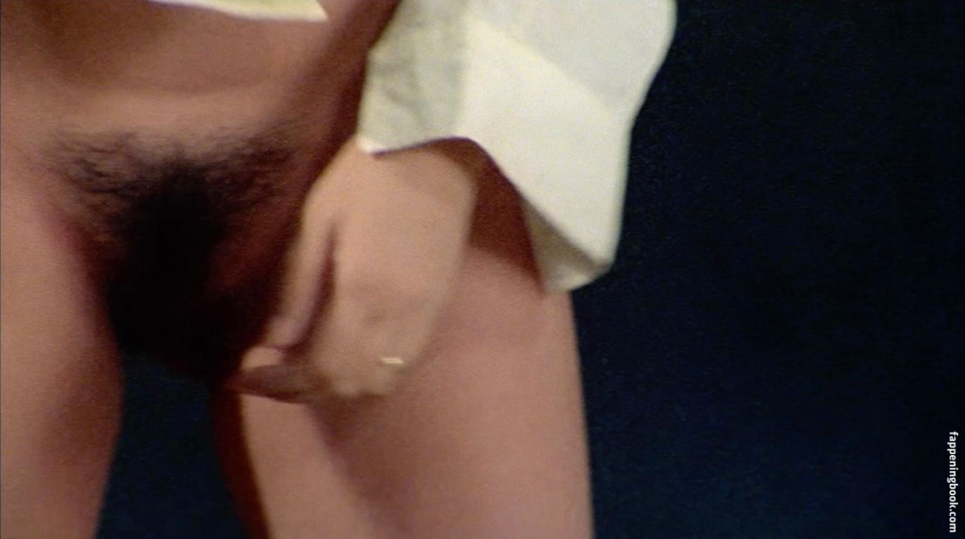 Anna Maria Ritzsoli desnuda