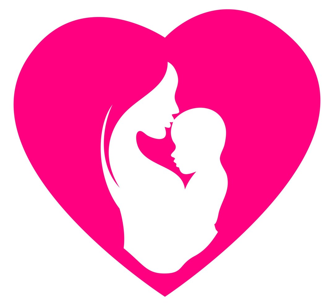 Silueta de mamá con un niño en su corazón