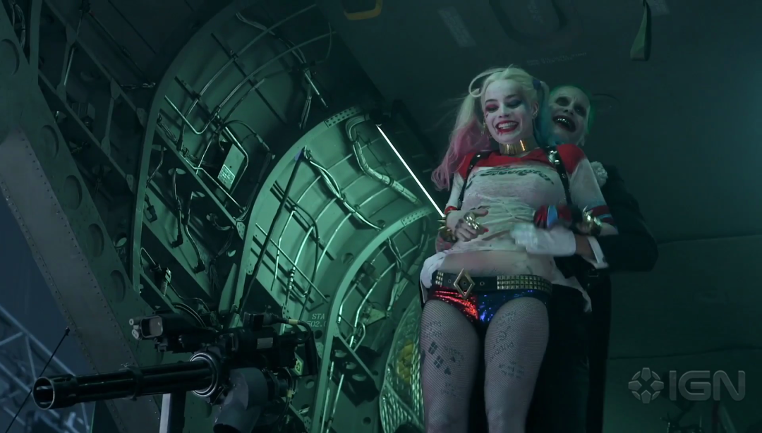 Harley Quinn y Joker se besan de la película