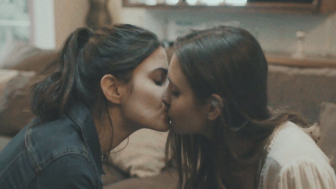 Makarena Achaga y Barbara Bess