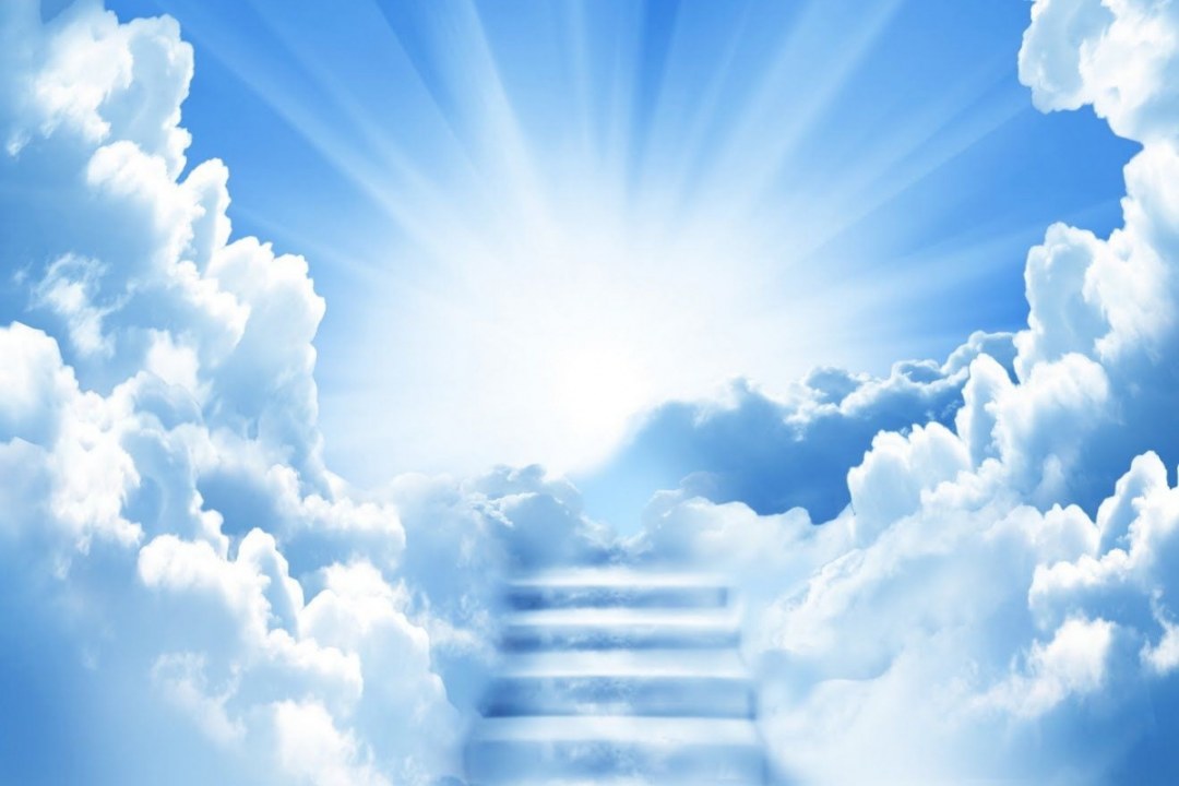 Escalera de cristal en el cielo
