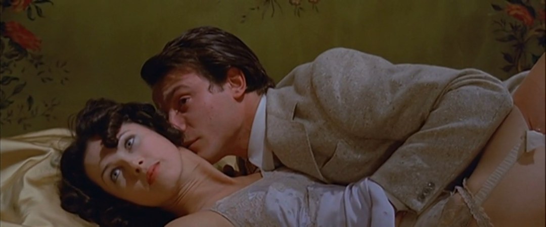 Trío escenas eróticas de la película
