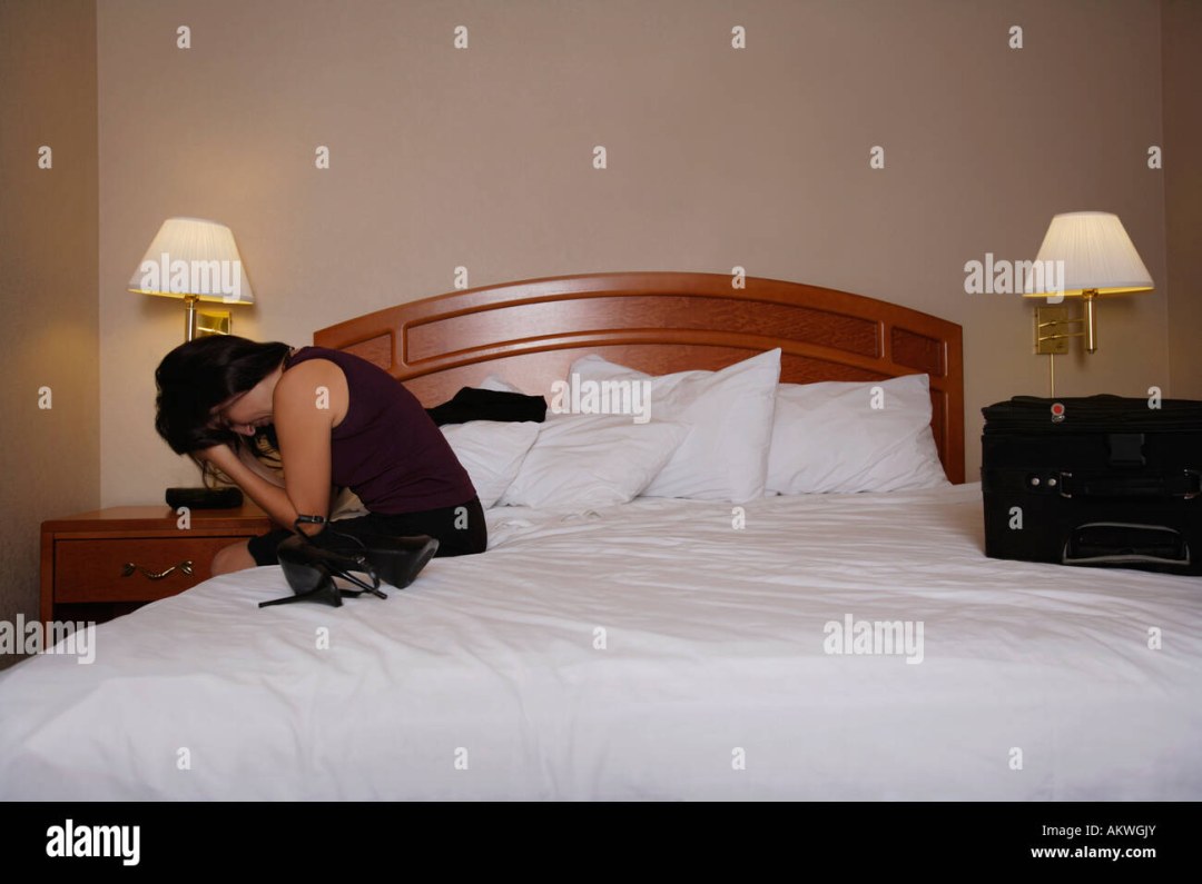 Una mujer en el hotel