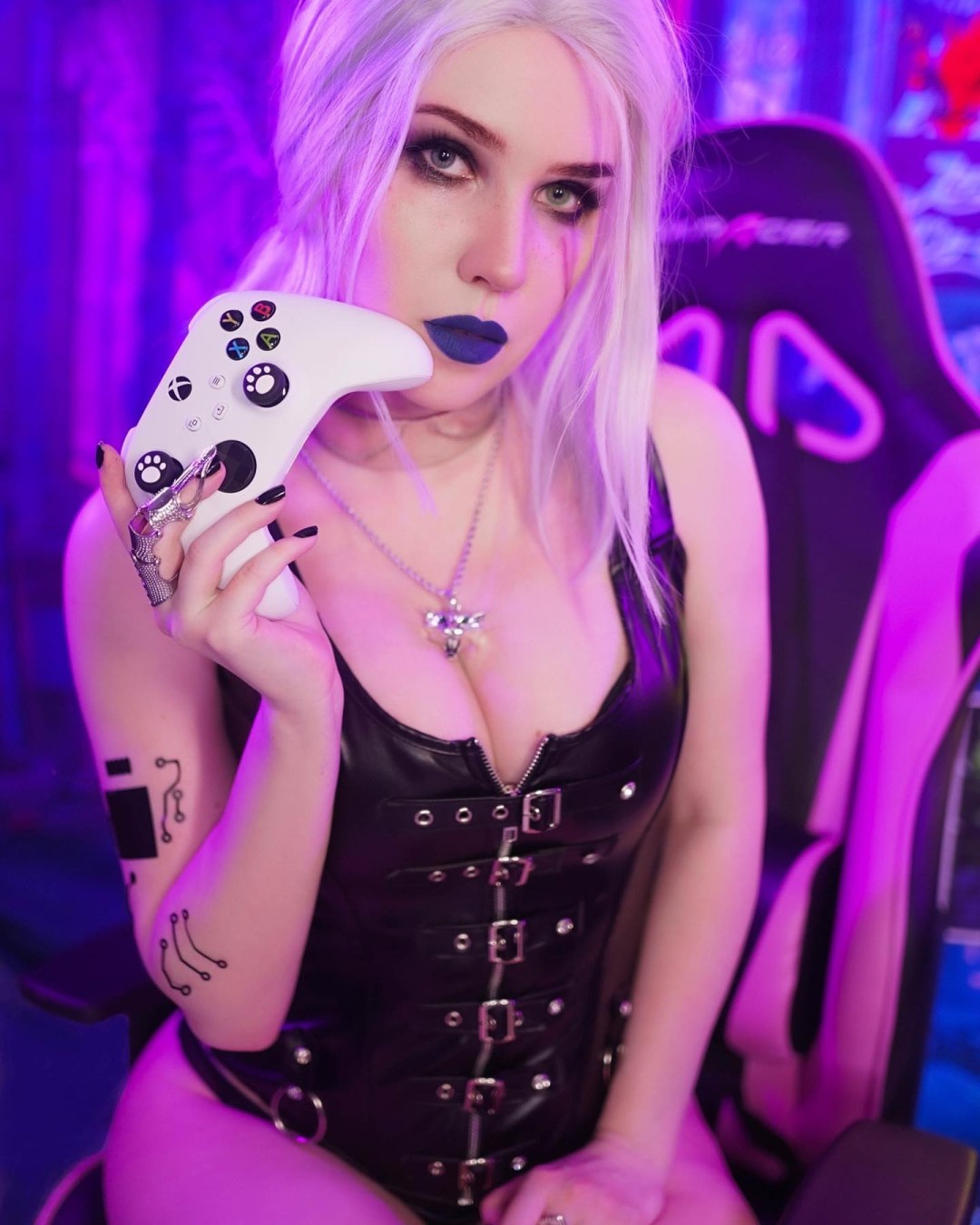 ASMR Mood Patron Plum