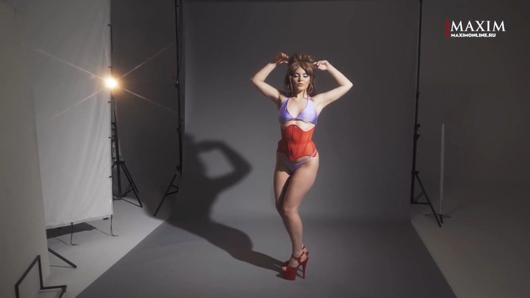 Sofya Tayurskaya Maxim 2020
