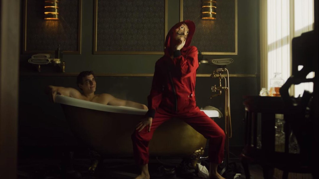 Ursula Korbero baila una casa de papel