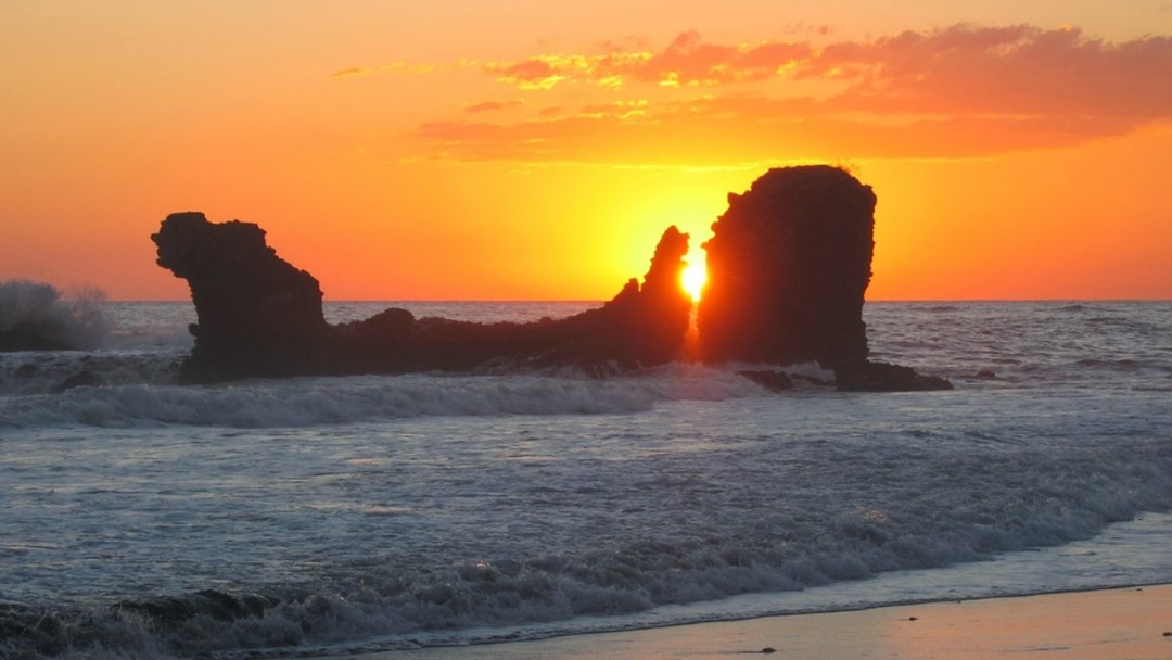 Playas de Salvador Océano Pacífico