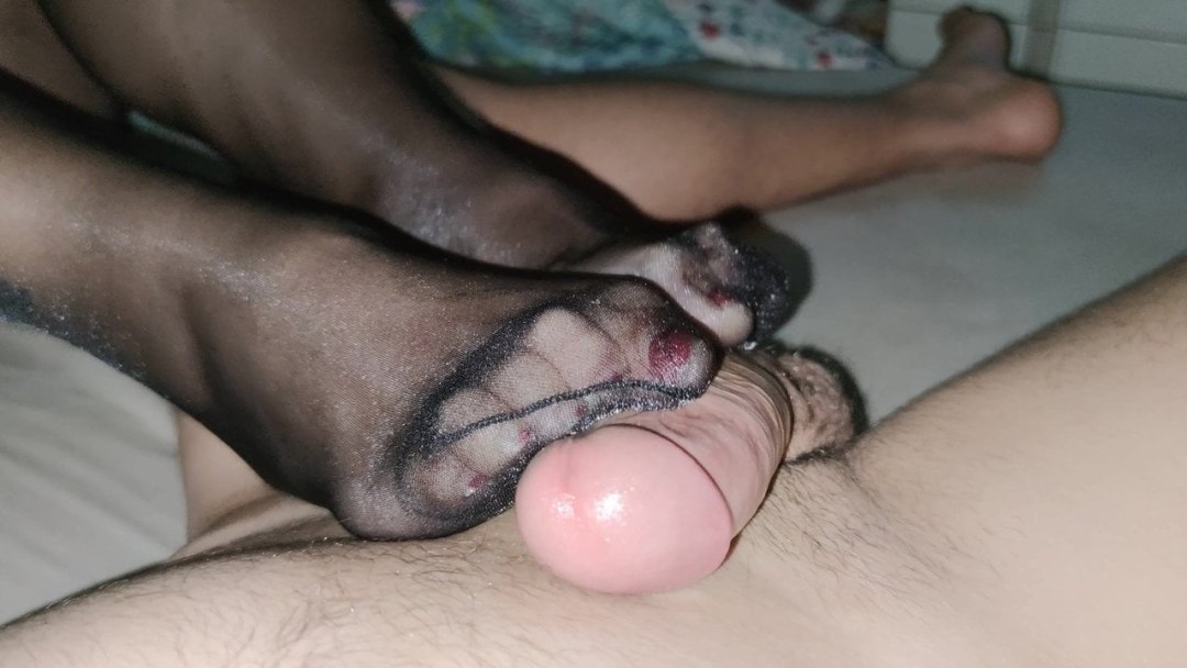 Asistente útil de BBCPIE lleno de múltiples cremas de Big Black Boss