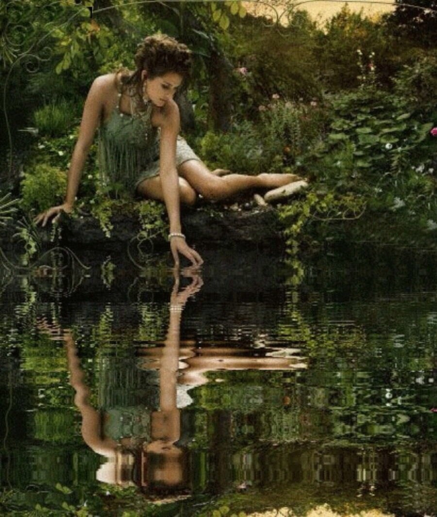 Veronica está desnuda afeitada