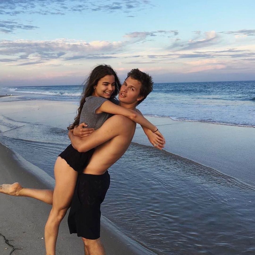William Oliveira con su esposa