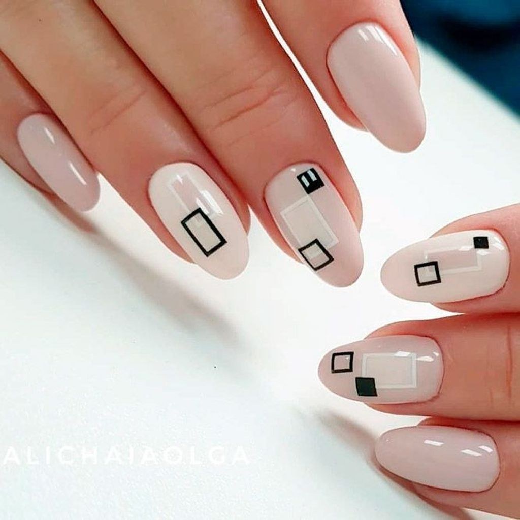 Uñas negras creativas