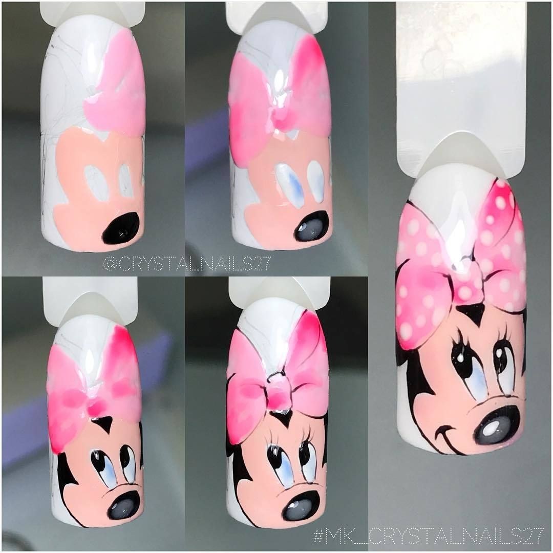 Fresas en las uñas