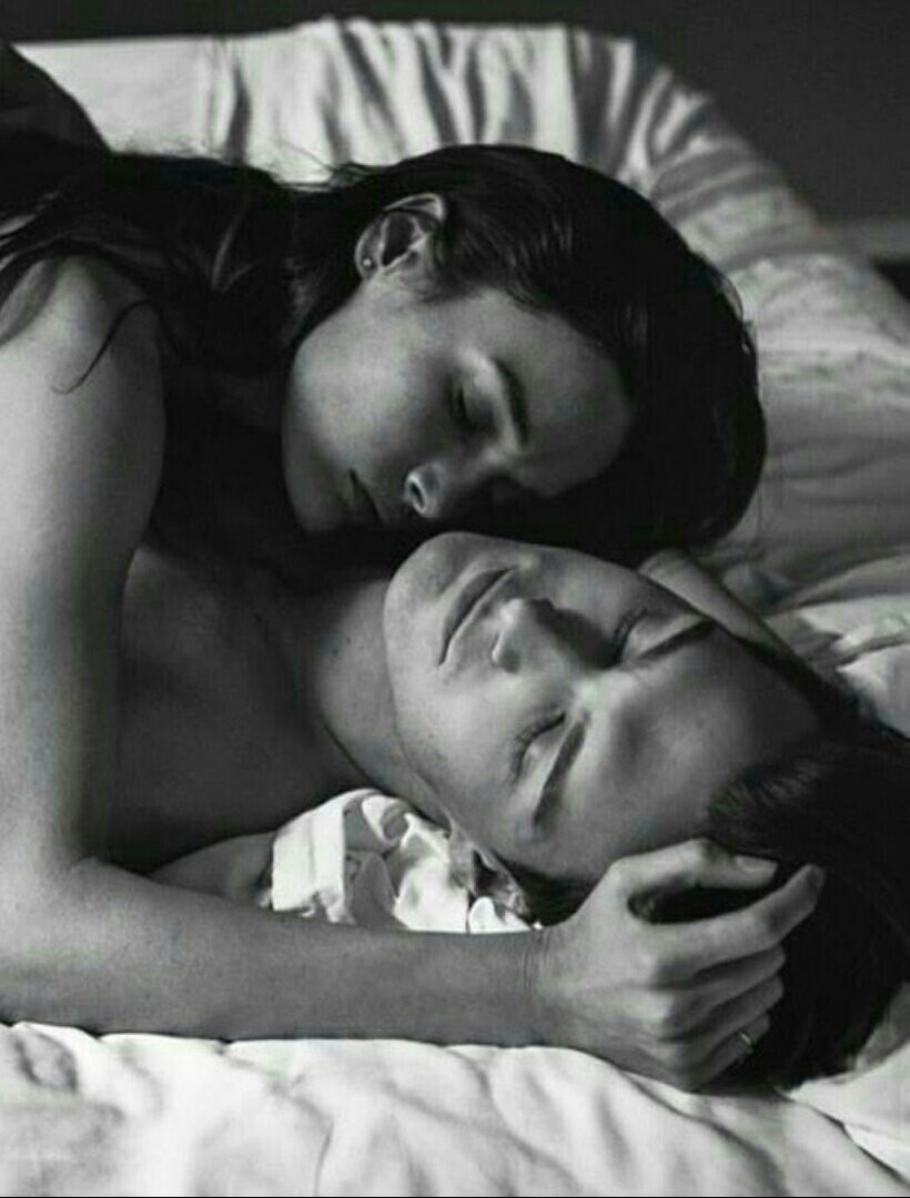 Fuerza masculina en la cama