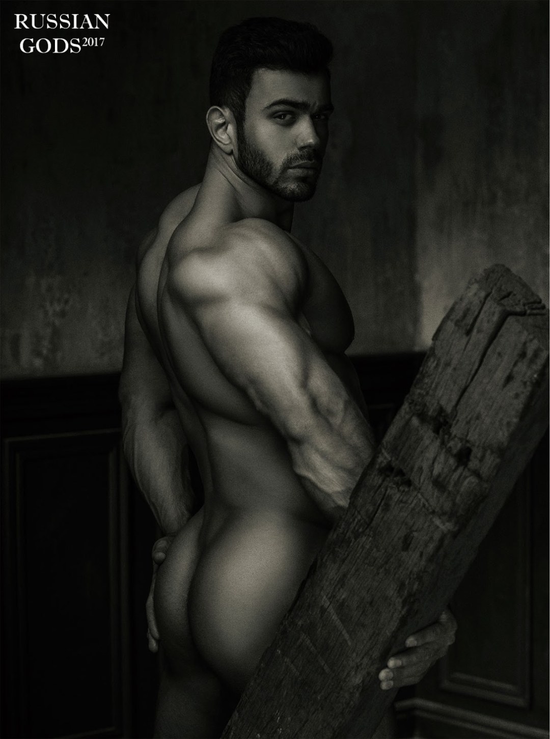 Konstantin Kamynin desnudo