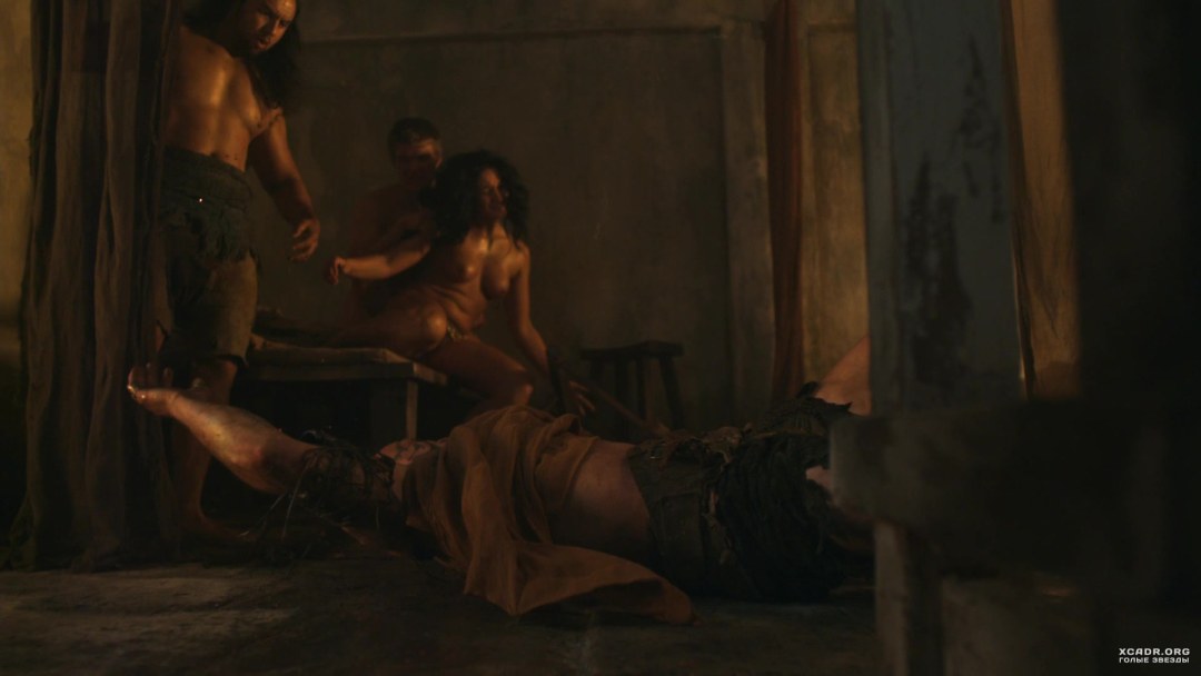 Lucy Lawless Blood and Sand Ertices eróticas