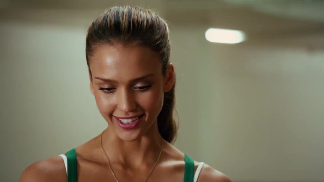 Jessica Alba Buena suerte Chuck Gif