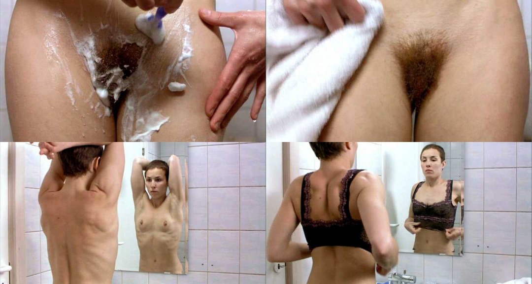 Numi rapas desnudos en películas
