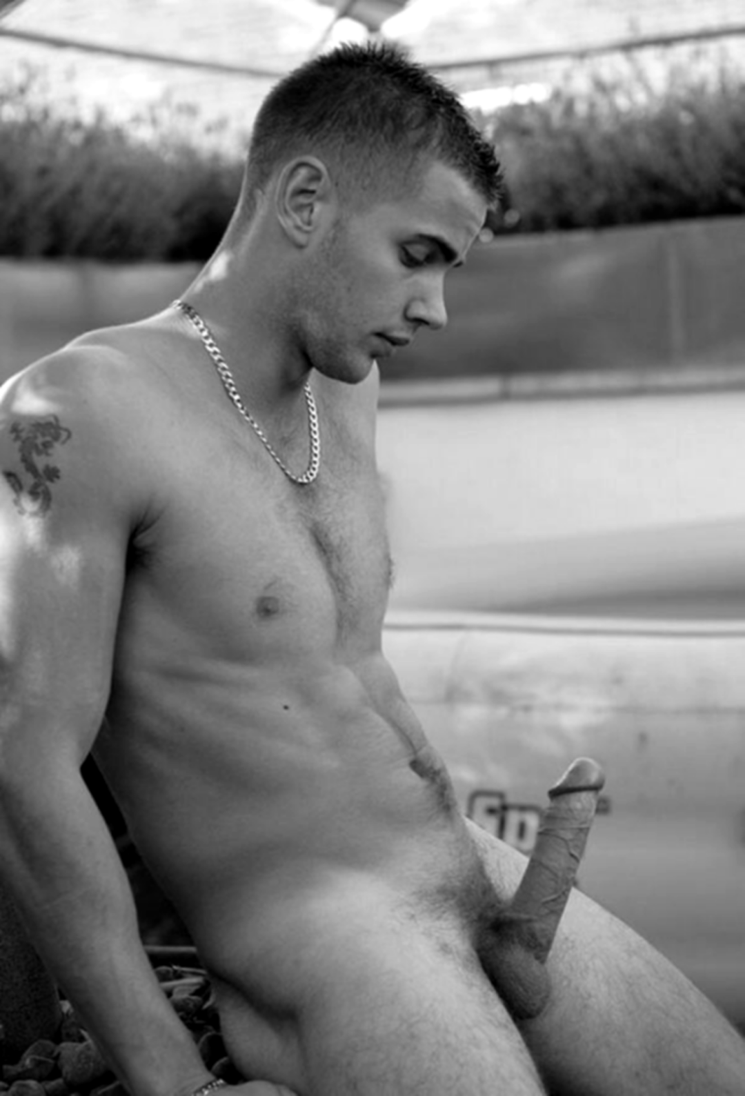 Miembro de los latinos adolescentes