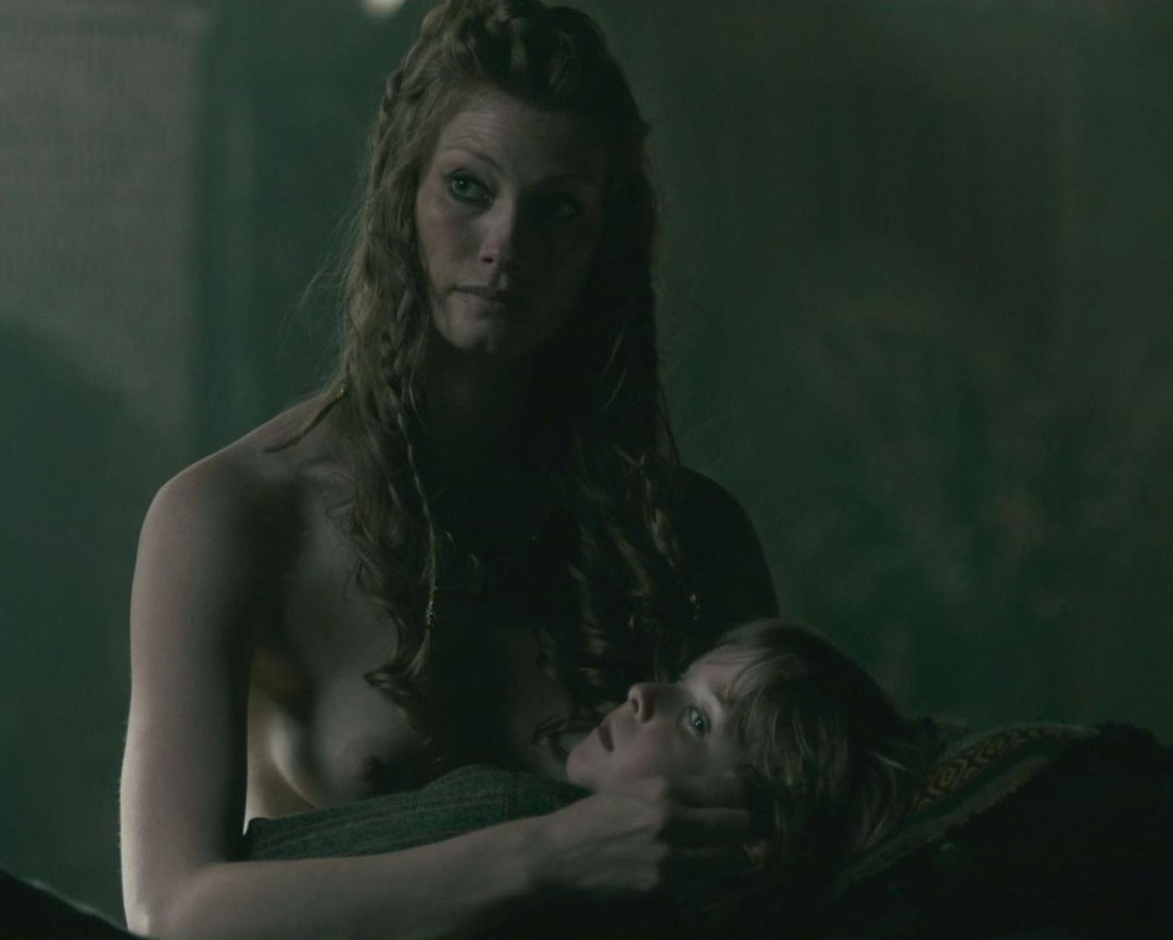 Jessalin Gilsig está desnuda