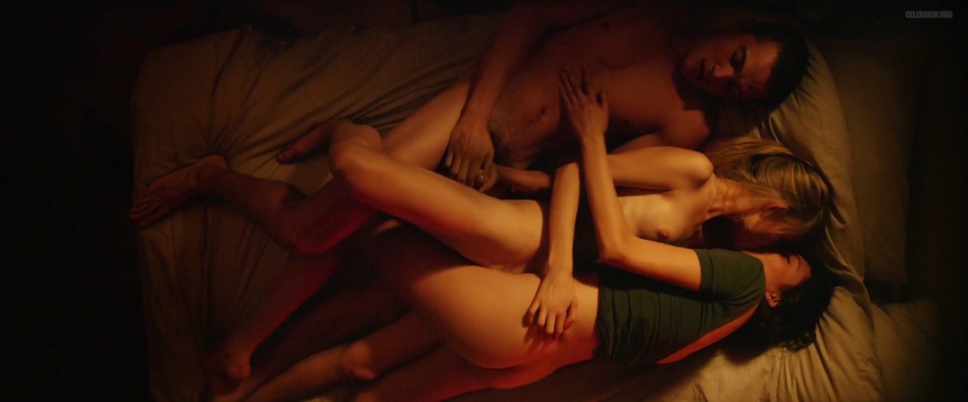 Aomomi Muyok en la película Love 2015