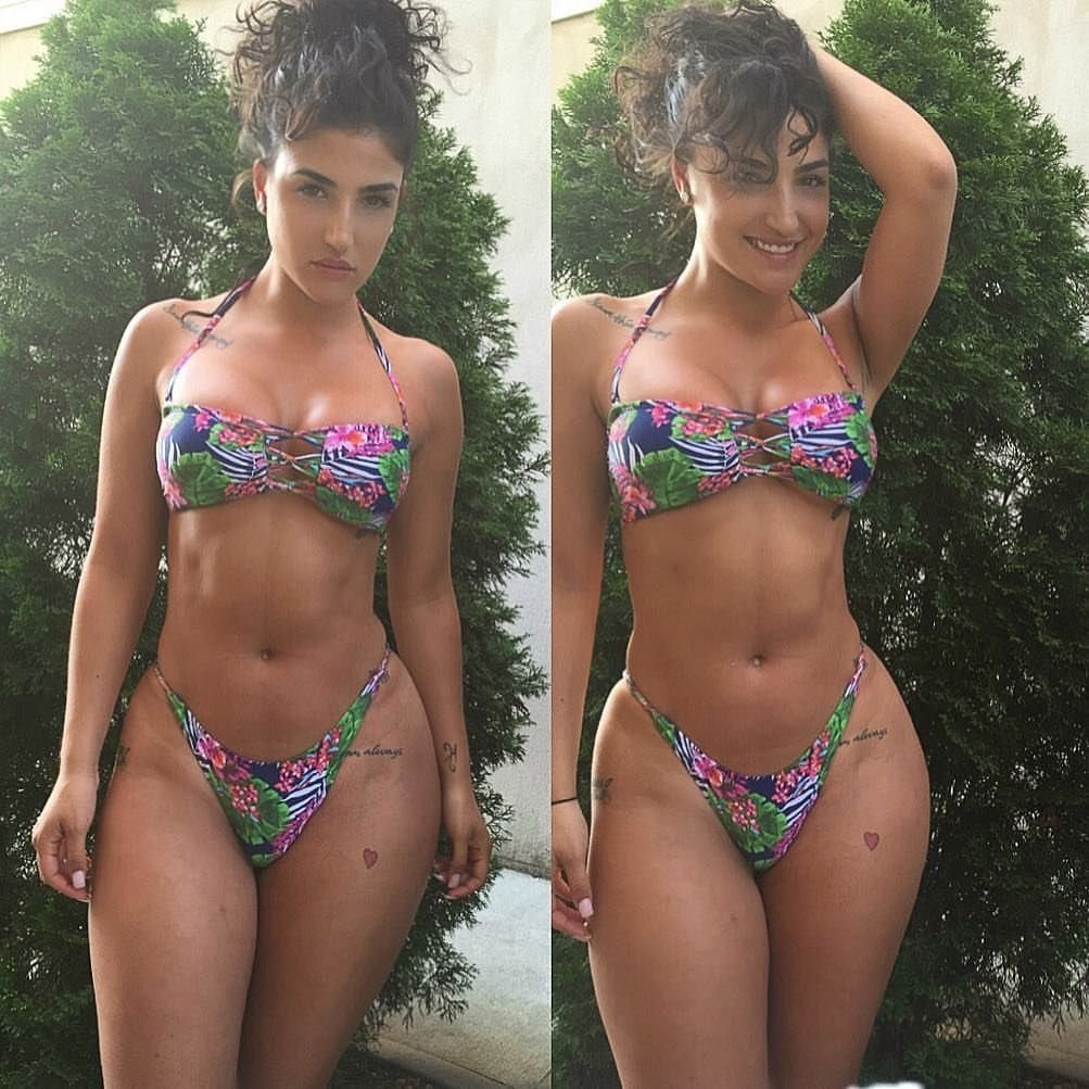 Priscilla Quintan en traje de baño