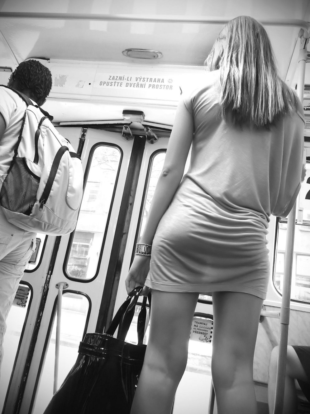 Chicas en transporte