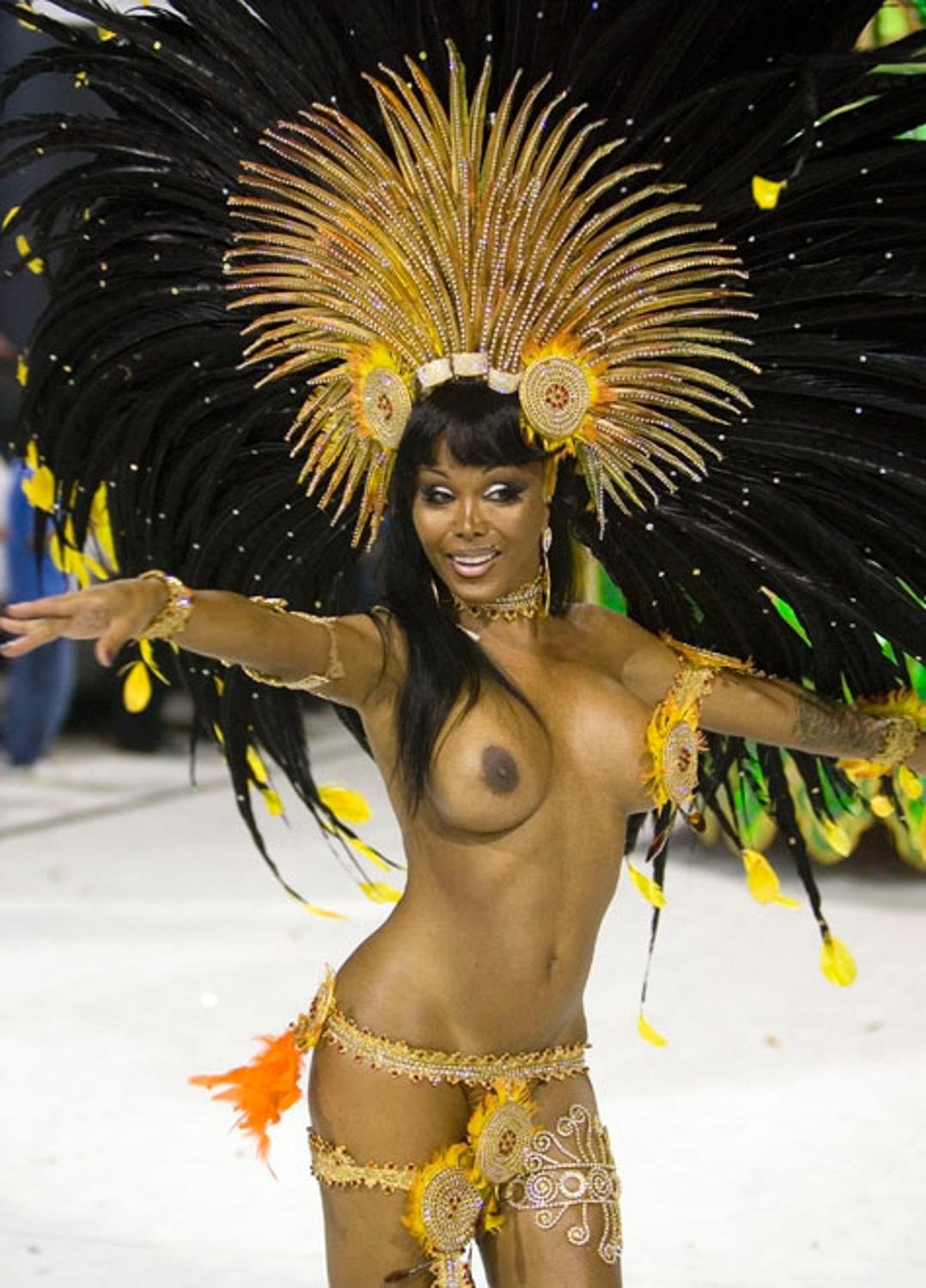 Andrea Martins Brasili Carnaval