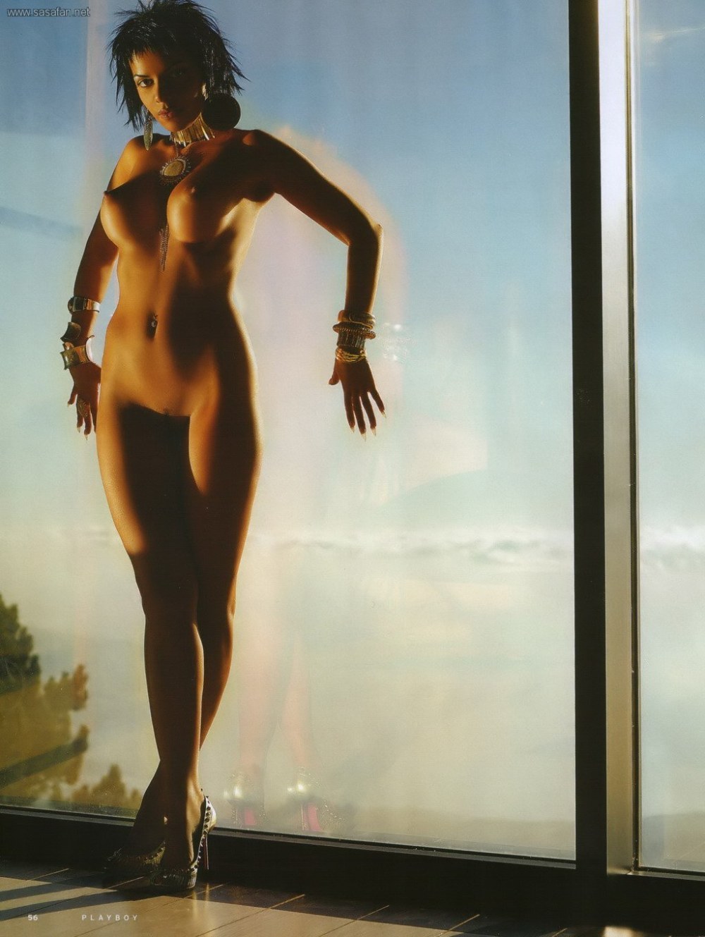 Gloria (Anastasia SlaveVskaya) desnuda