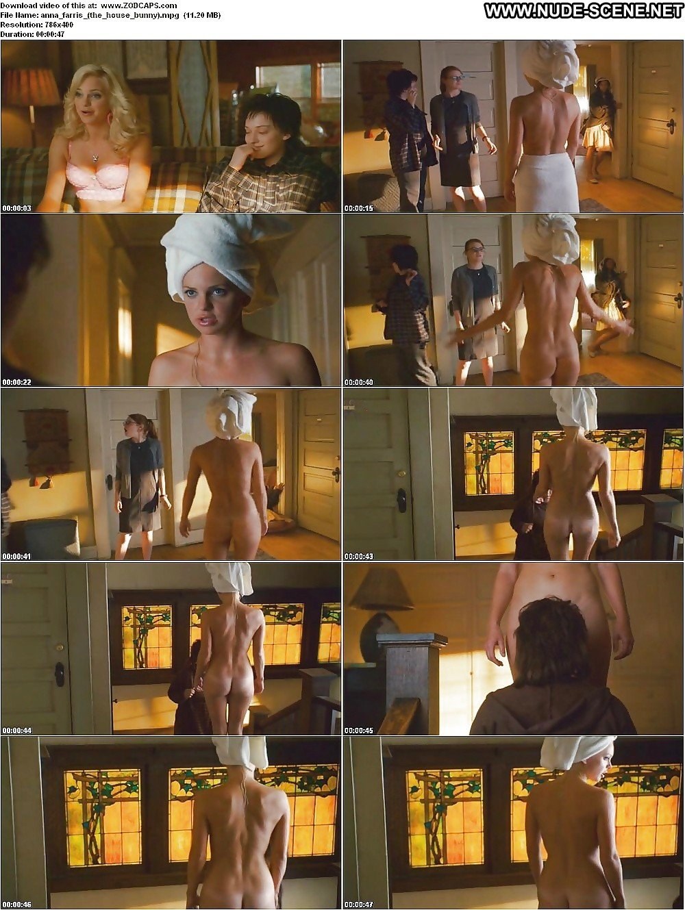 Anna Faris desnuda en la película