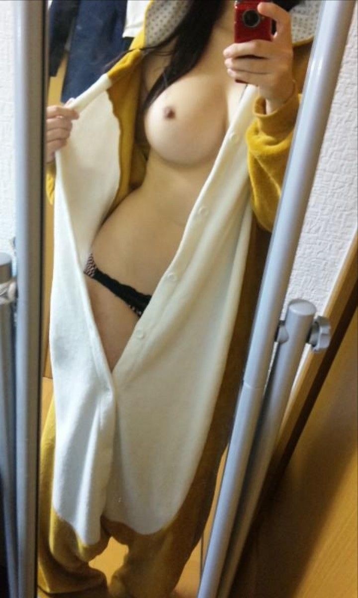 Erin Eshford Selfie de cofre