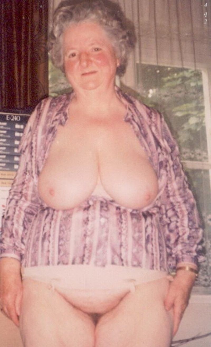 Ancianas grasas desnudas retro
