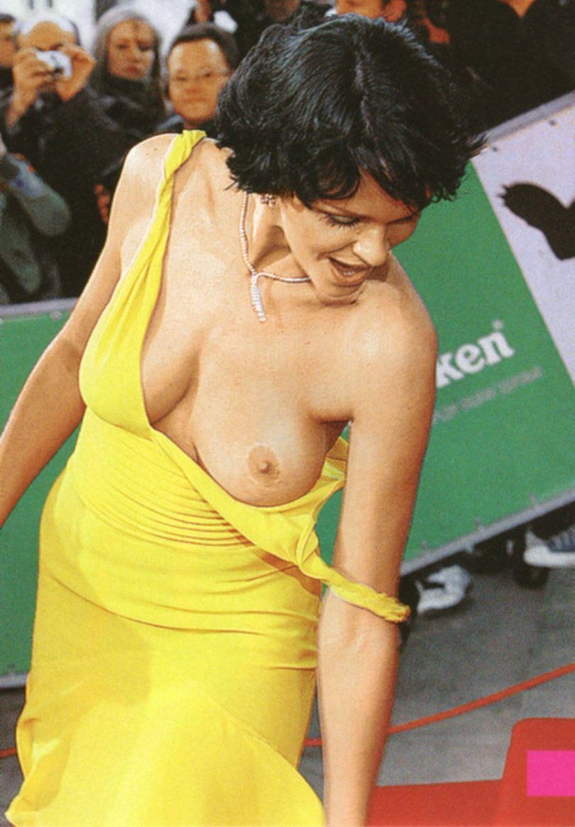Cantante Anastasia SlaveVskaya desnuda