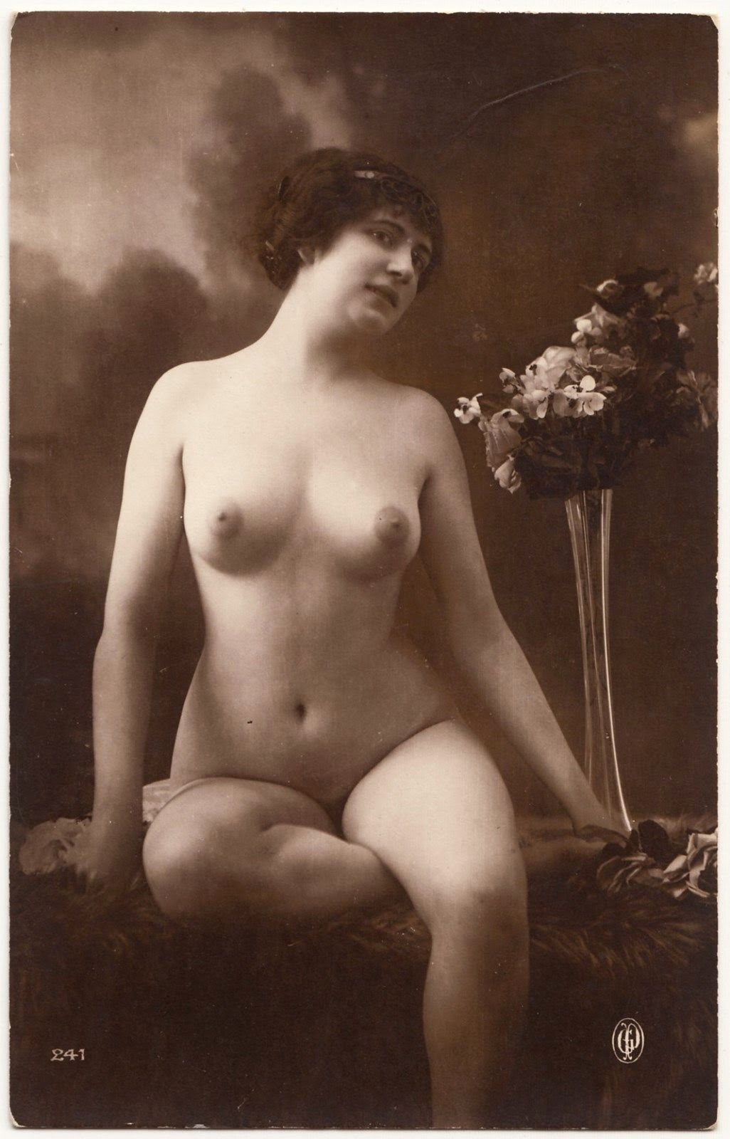 Mujeres desnudas del pasado
