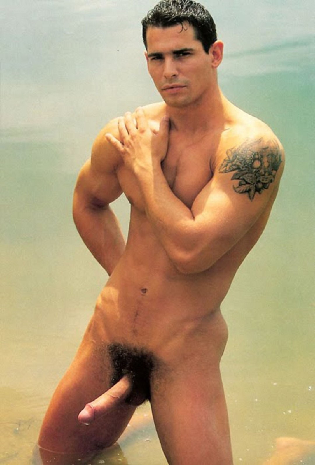 Hombres desnudos italianos