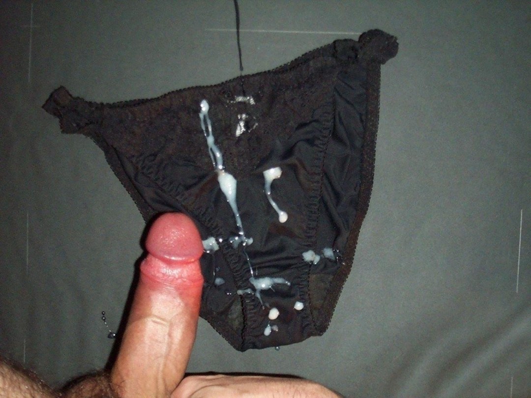 Cum en bragas privado