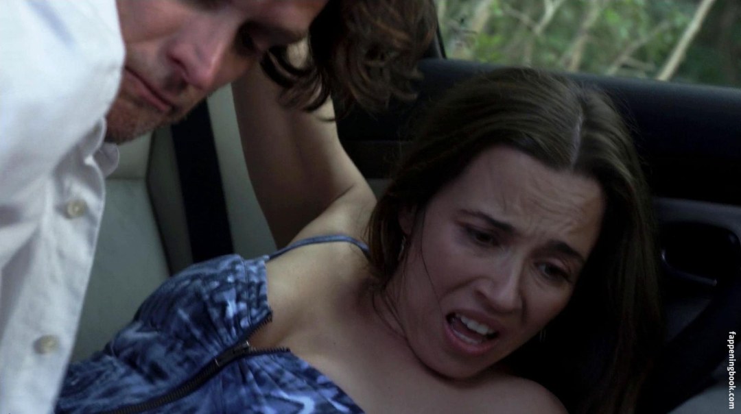 Linda Cardellini escena desnuda
