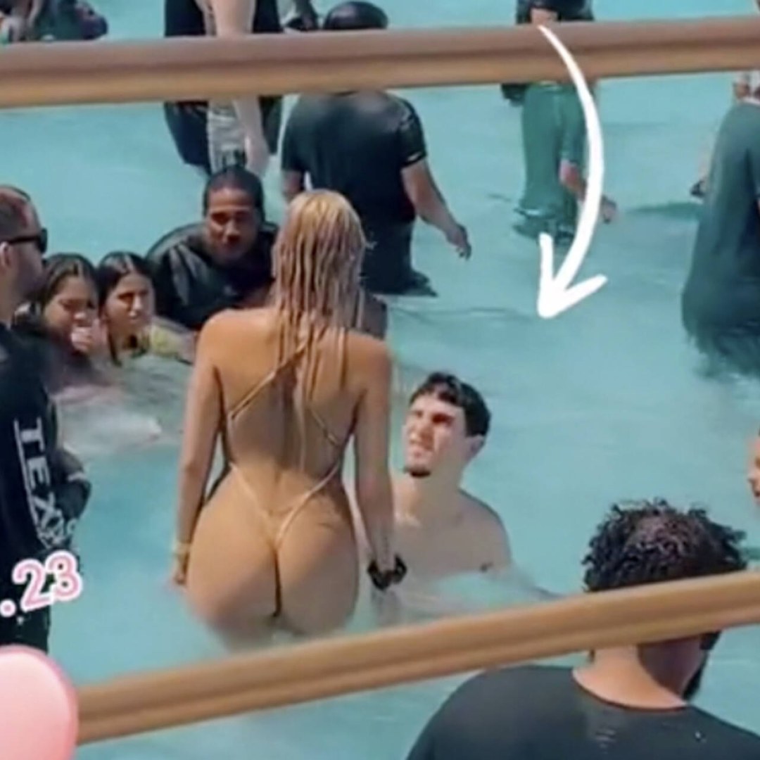 Traje de baño de Ringeen en el parque acuático