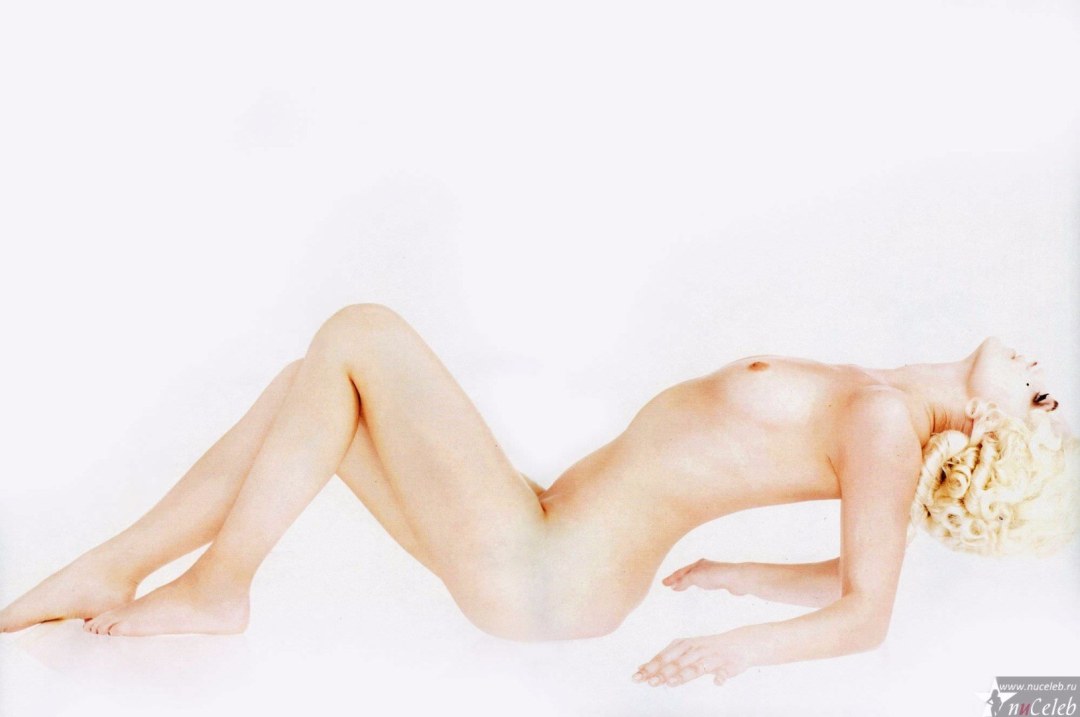 Actriz desnuda Anna Snatkin