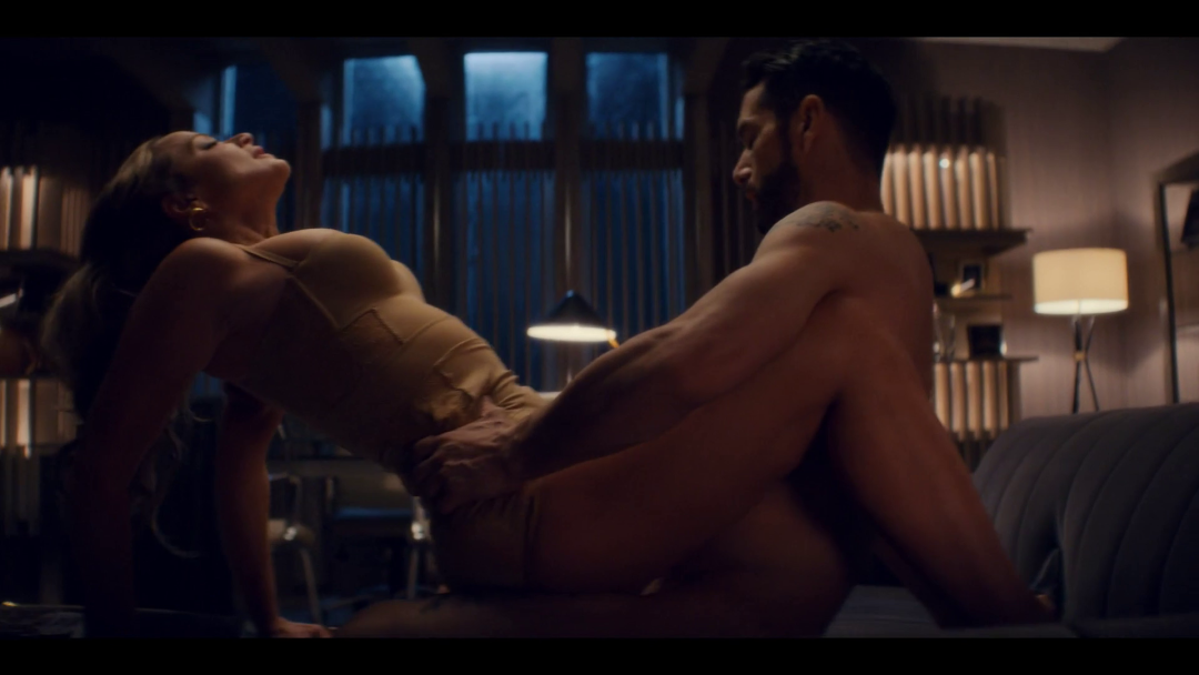 Escenas eróticas de Loren Holly