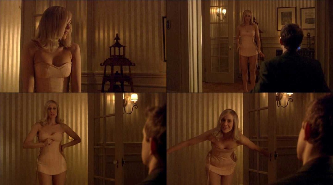 Actriz Vera Farmiga desnuda