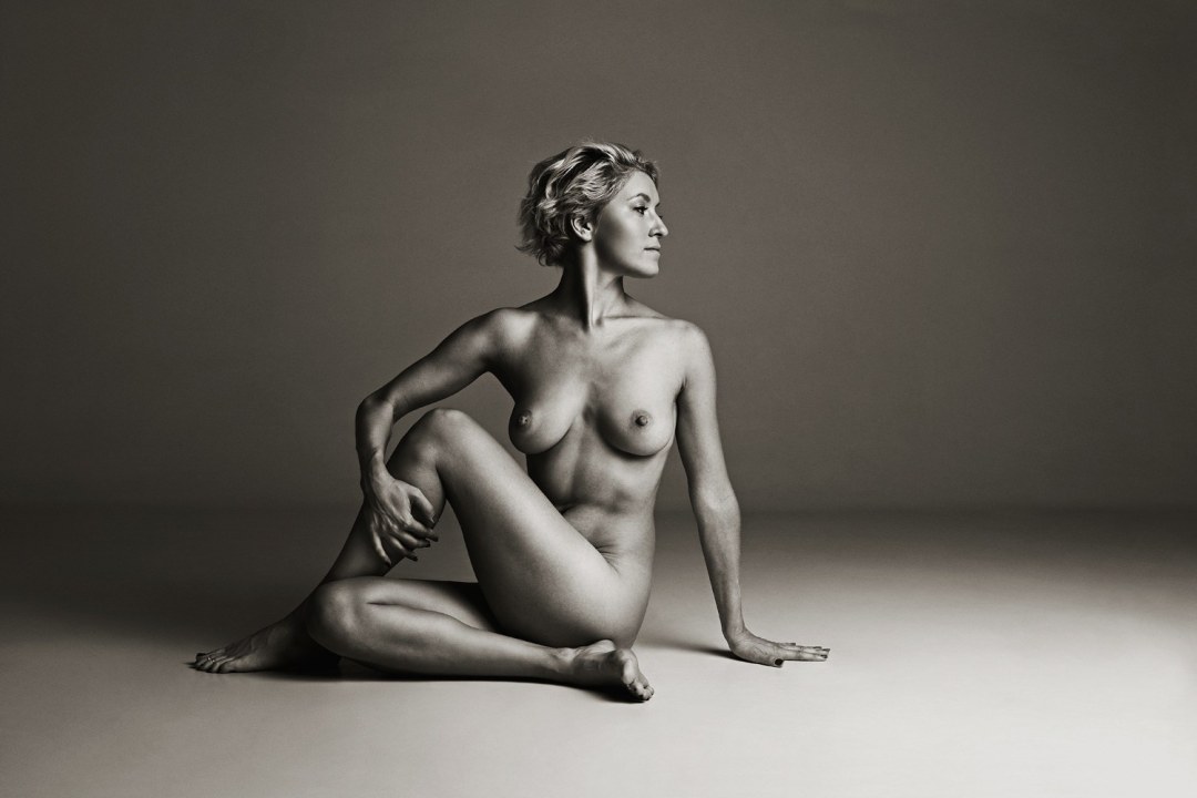 Belleza no estándar desnuda