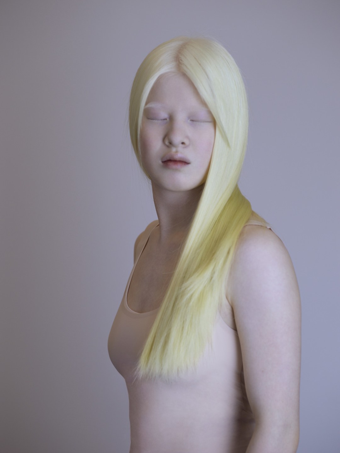 Diana Nikitina Modelo Albino