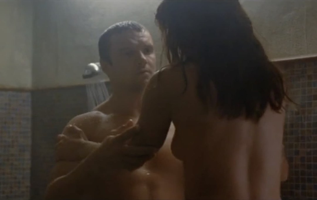 Olga Fadeeva desnuda en la película Invencible