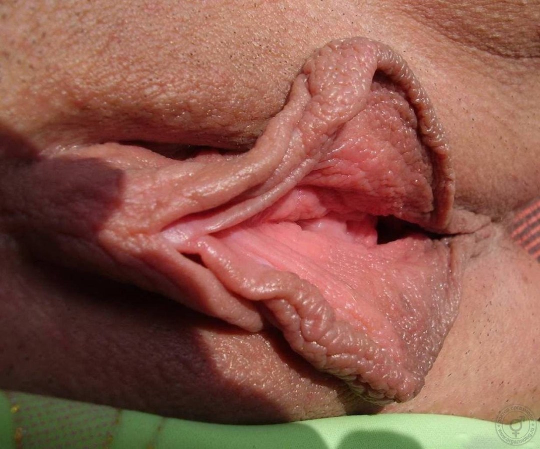 Enormes labios grandes