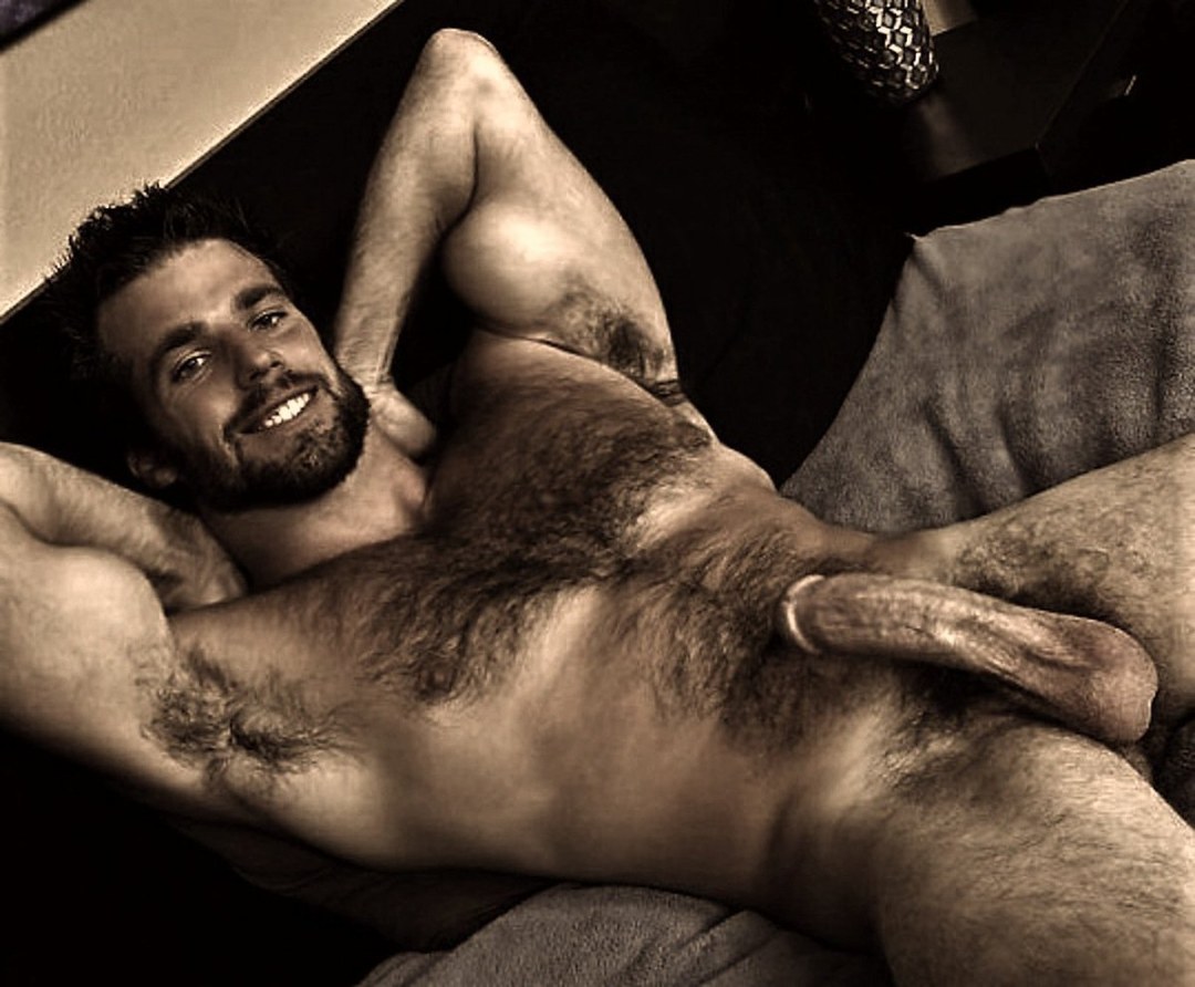 Bin foster peludo desnudo