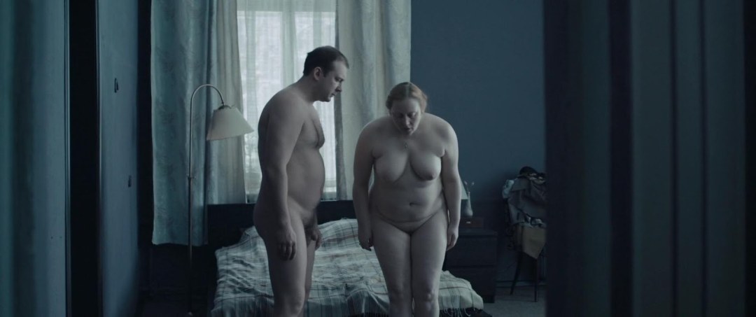 Julia Aug actriz desnuda